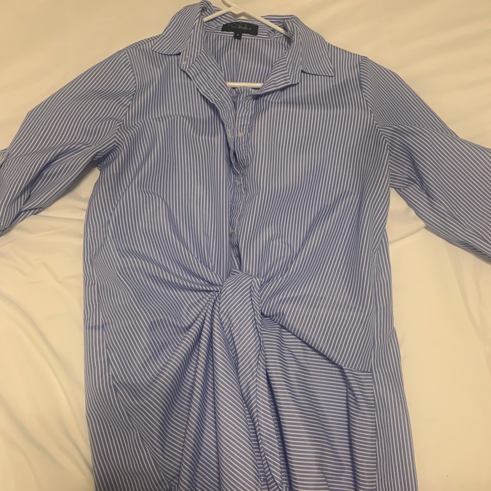 Blue and white top that you tie at the front